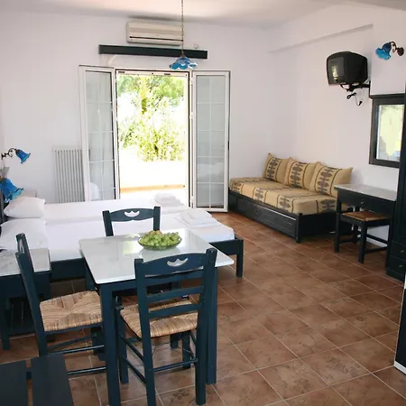 Carina Apartament *
