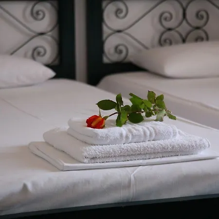 Daire Carina Kounopetra